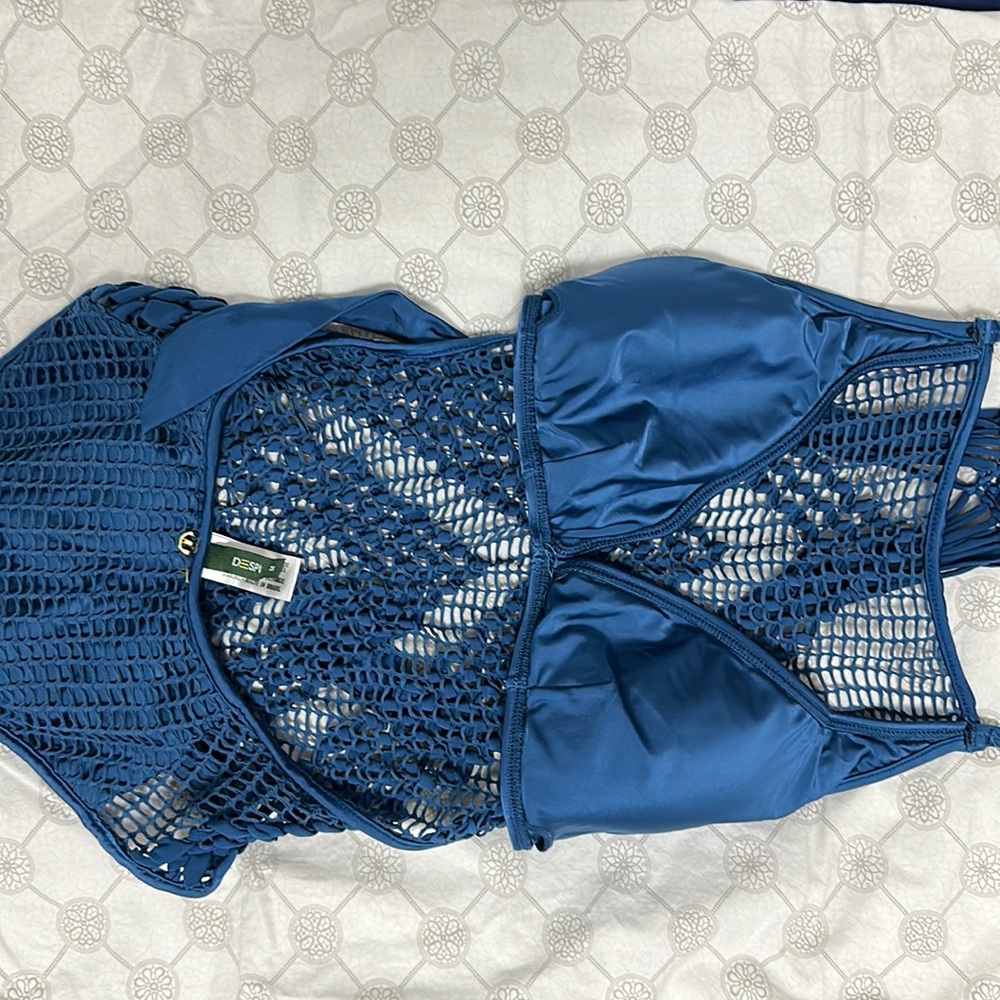 Brand DESPI One Pieces , Size M , Color blue